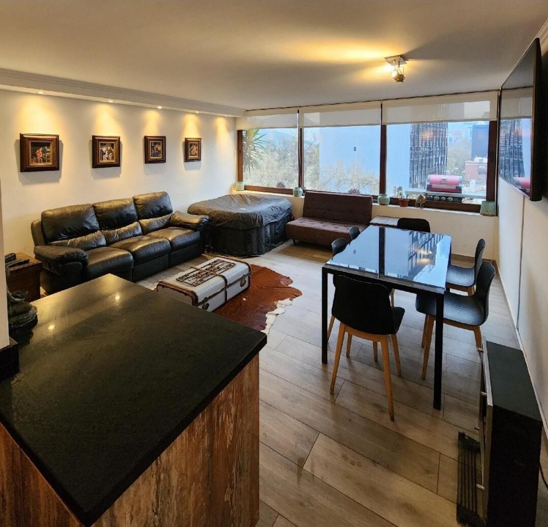 Luxurious With Jacuzzi And Location Apartamento Santiago de Chile